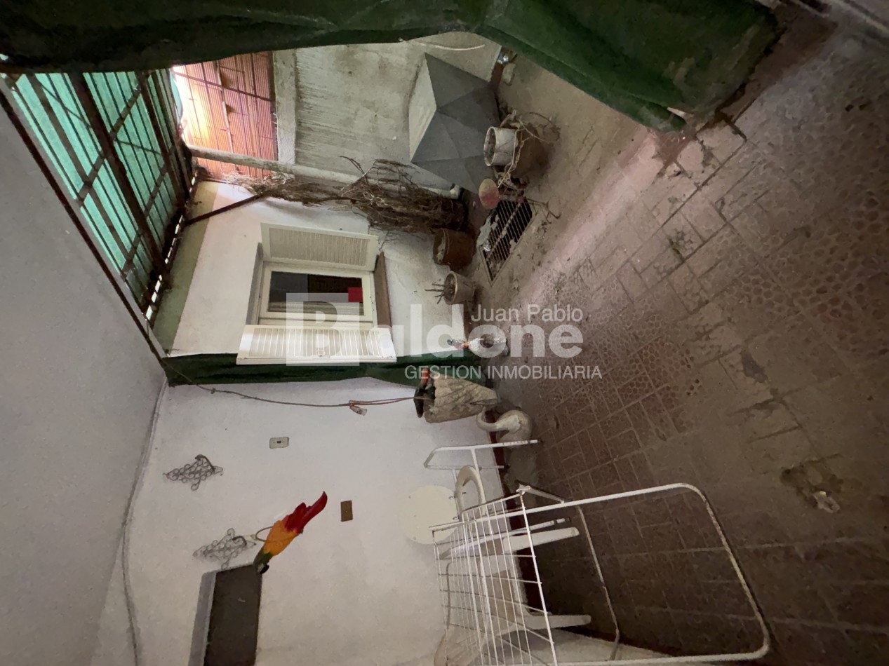 ALQUILER - CASA CALLE 102 E/ 15 Y 17 - GRAL. PICO