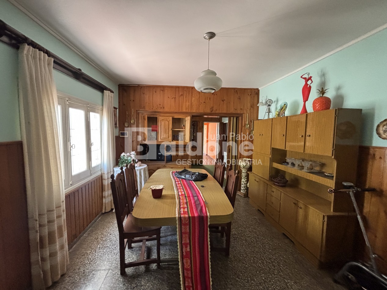 ALQUILER - CASA CALLE 102 E/ 15 Y 17 - GRAL. PICO