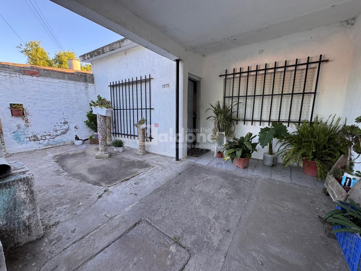 EN VENTA - CASA CALLE 102 E/ 33 Y 35 - GRAL. PICO - LA PAMPA