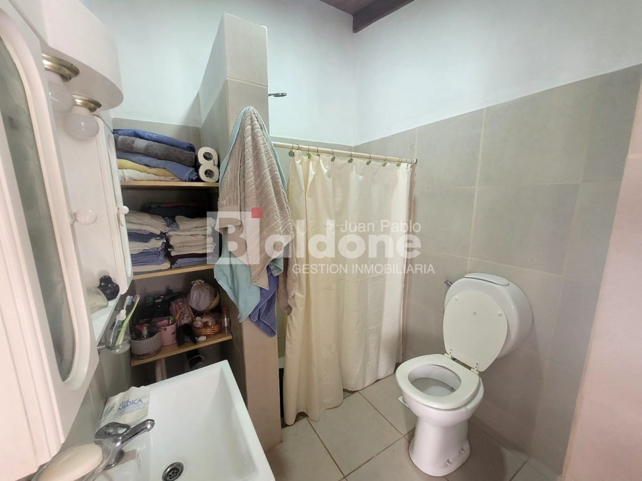 EN VENTA - GALPON + DPTO. -CALLE 101 OESTE E/ 112 Y 114 GRAL. PICO - LA PAMPA