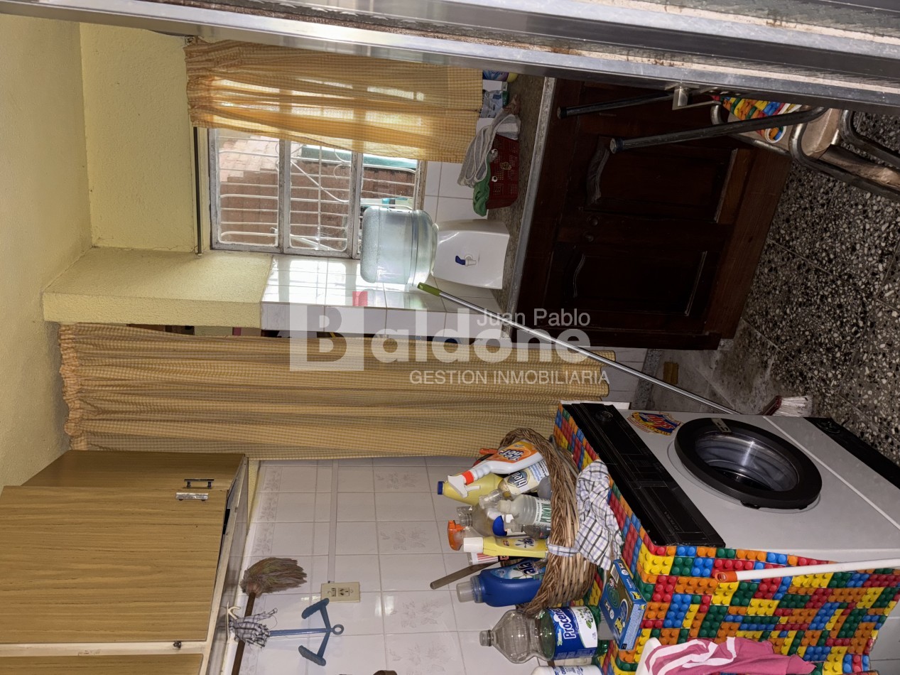 ALQUILER - CASA CALLE 102 E/ 15 Y 17 - GRAL. PICO