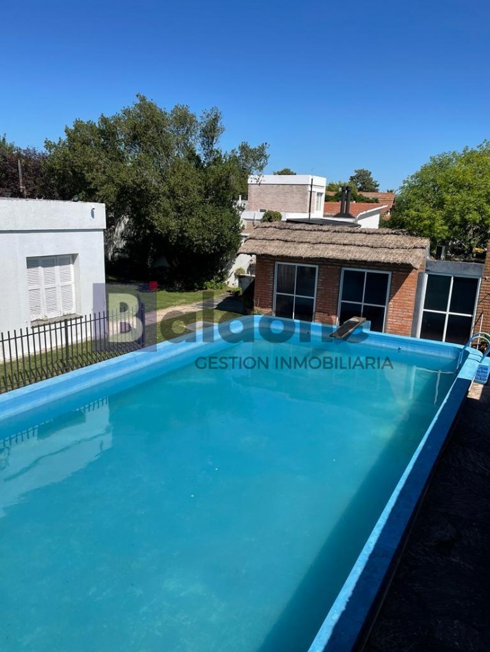 EN VENTA - Exclusiva y amplia casa en General Pico 