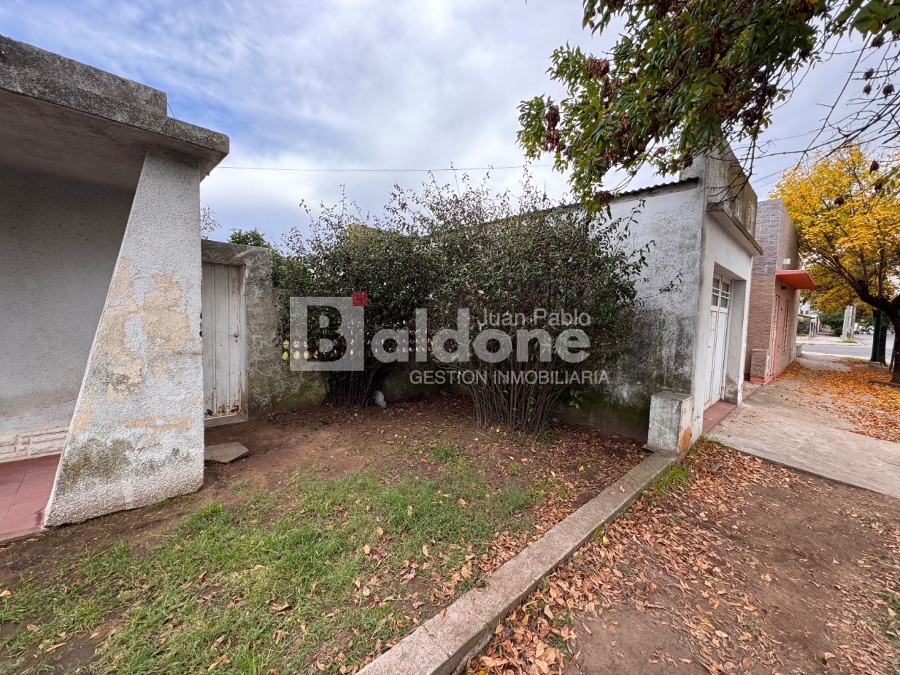 EN VENTA - CASA CALLE 7 E/ 6 Y 4 - GRAL. PICO - LA PAMPA