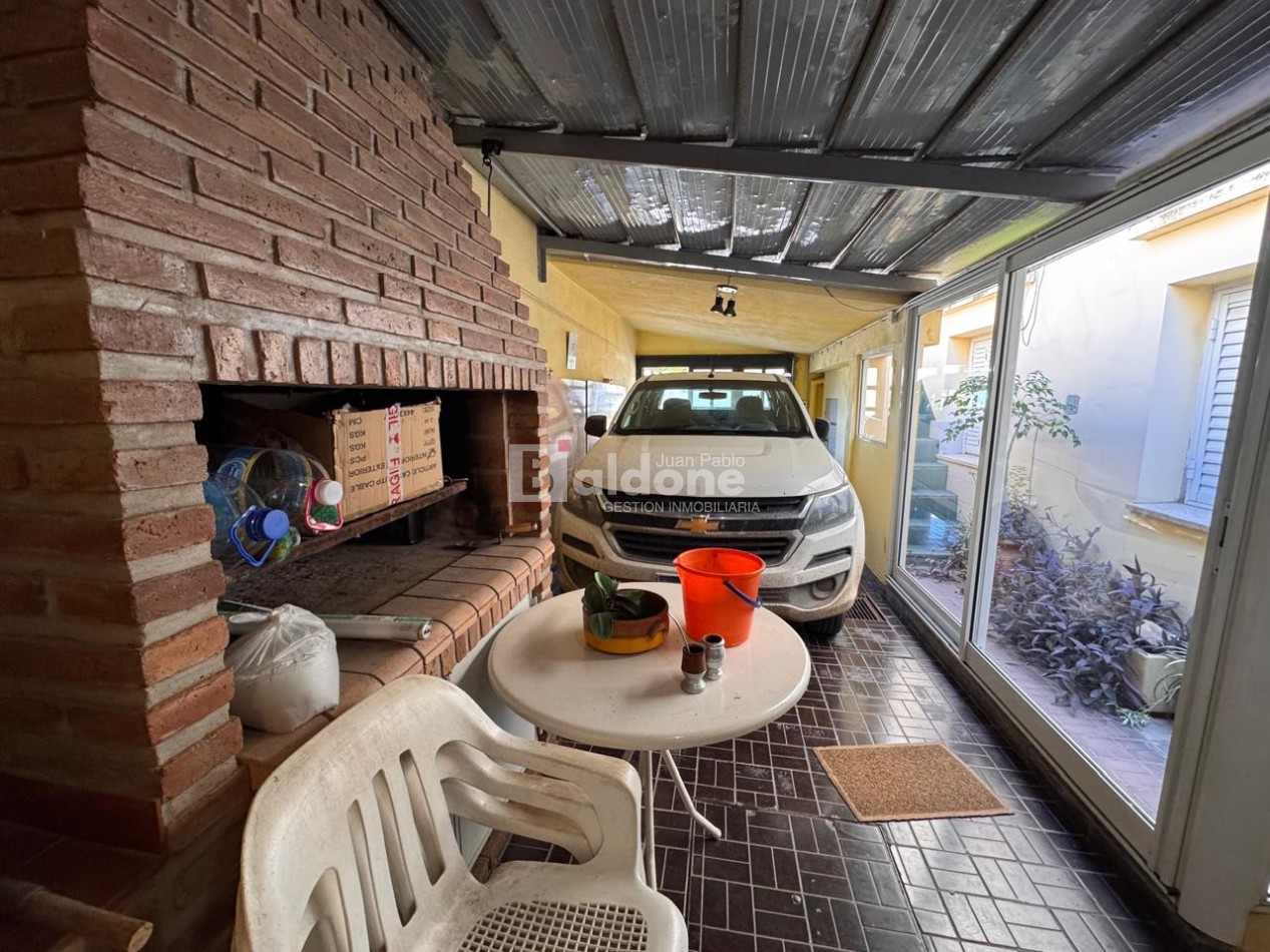 EN VENTA - CASA EN ESQUINA . CALLE 3 ESQ. 12 - GRAL. PICO - LA PAMPA