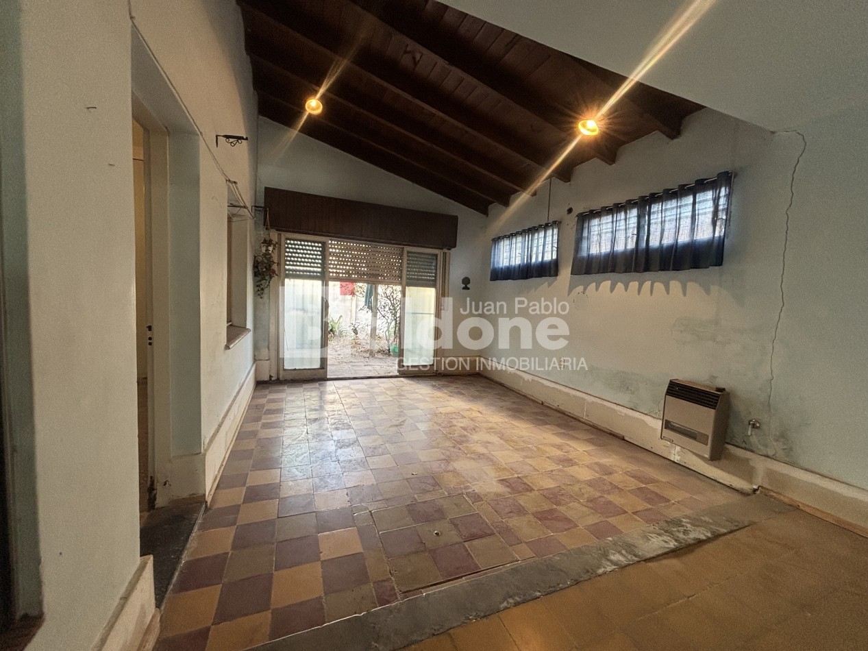 EN VENTA CASA + LOCAL COMERCIAL - CALLE 26 E/ 1 Y 3 - GRAL. PICO - LA PAMPA