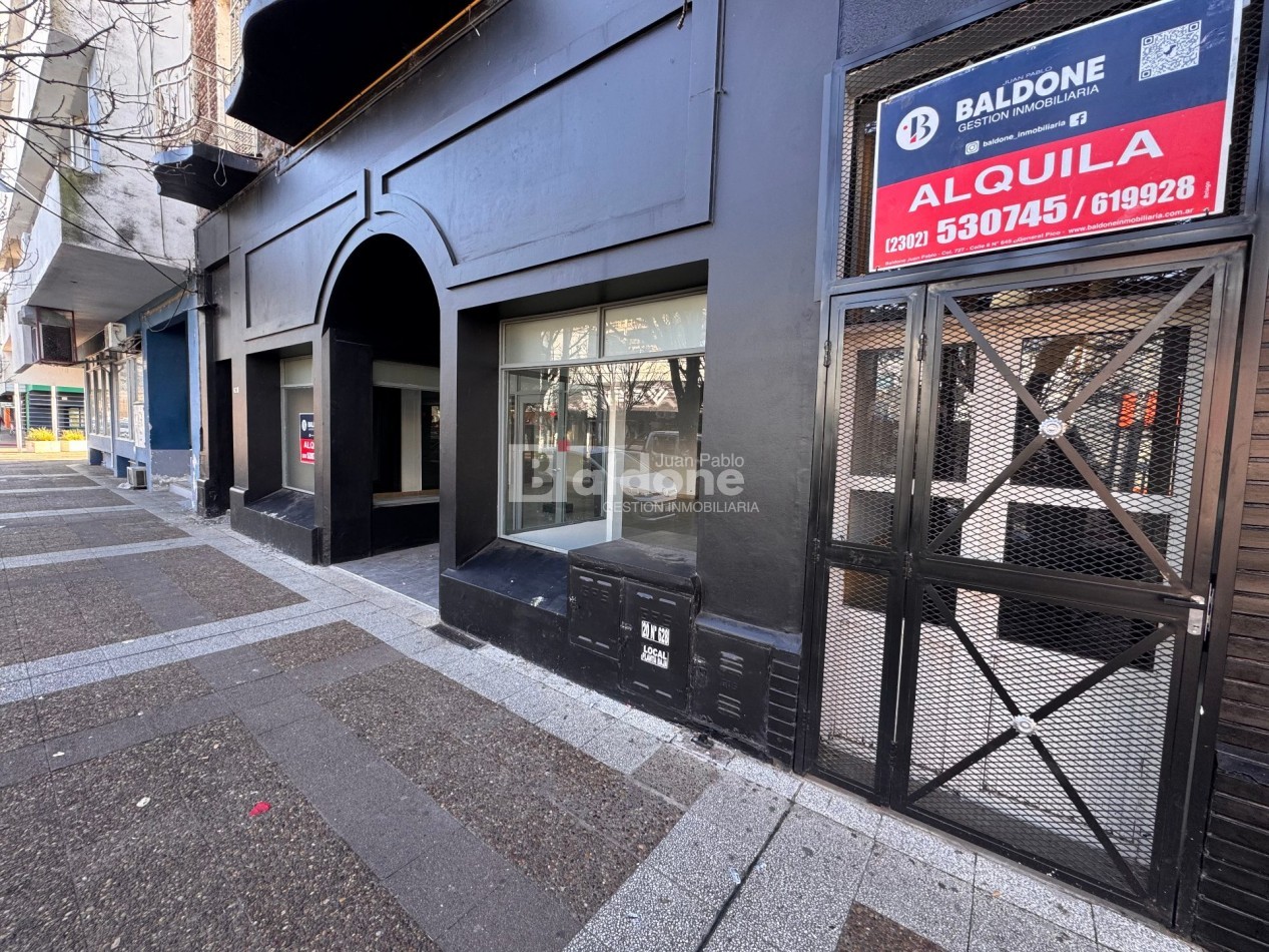 ALQUILER - LOCAL COMERCIAL CENTRICO - CALLE 20 E/ 13 Y 15 - GRAL. PICO - LA PAMPA