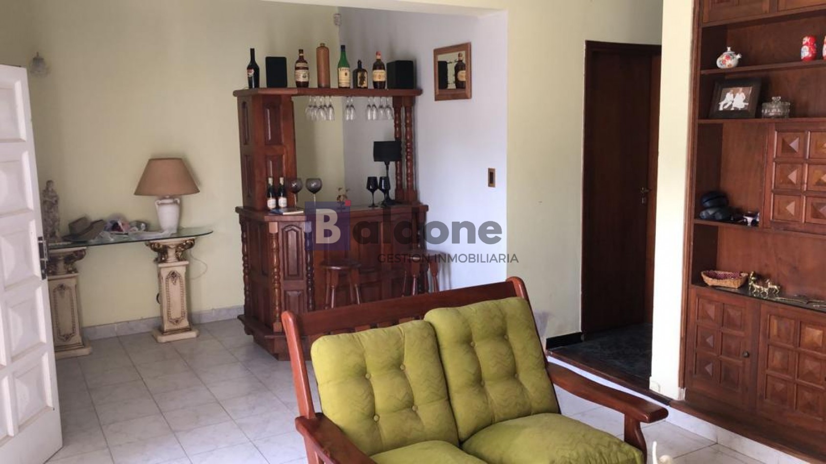 EN VENTA - Exclusiva y amplia casa en General Pico 