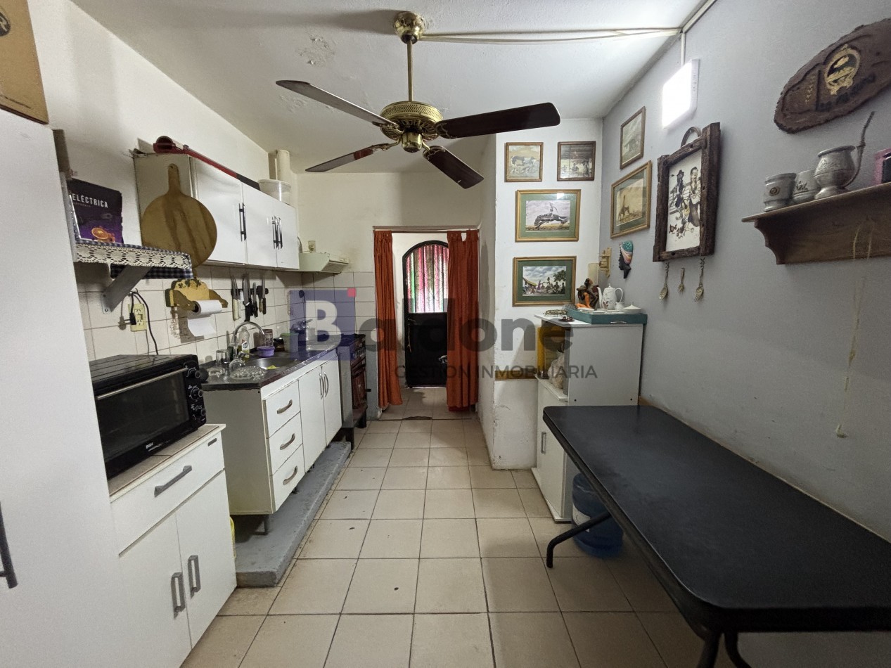 OPORTUNIDAD - CASA EN VENTA EN CALLE 8 E/ 33 Y 35 - GRAL. PICO - LA PAMPA 