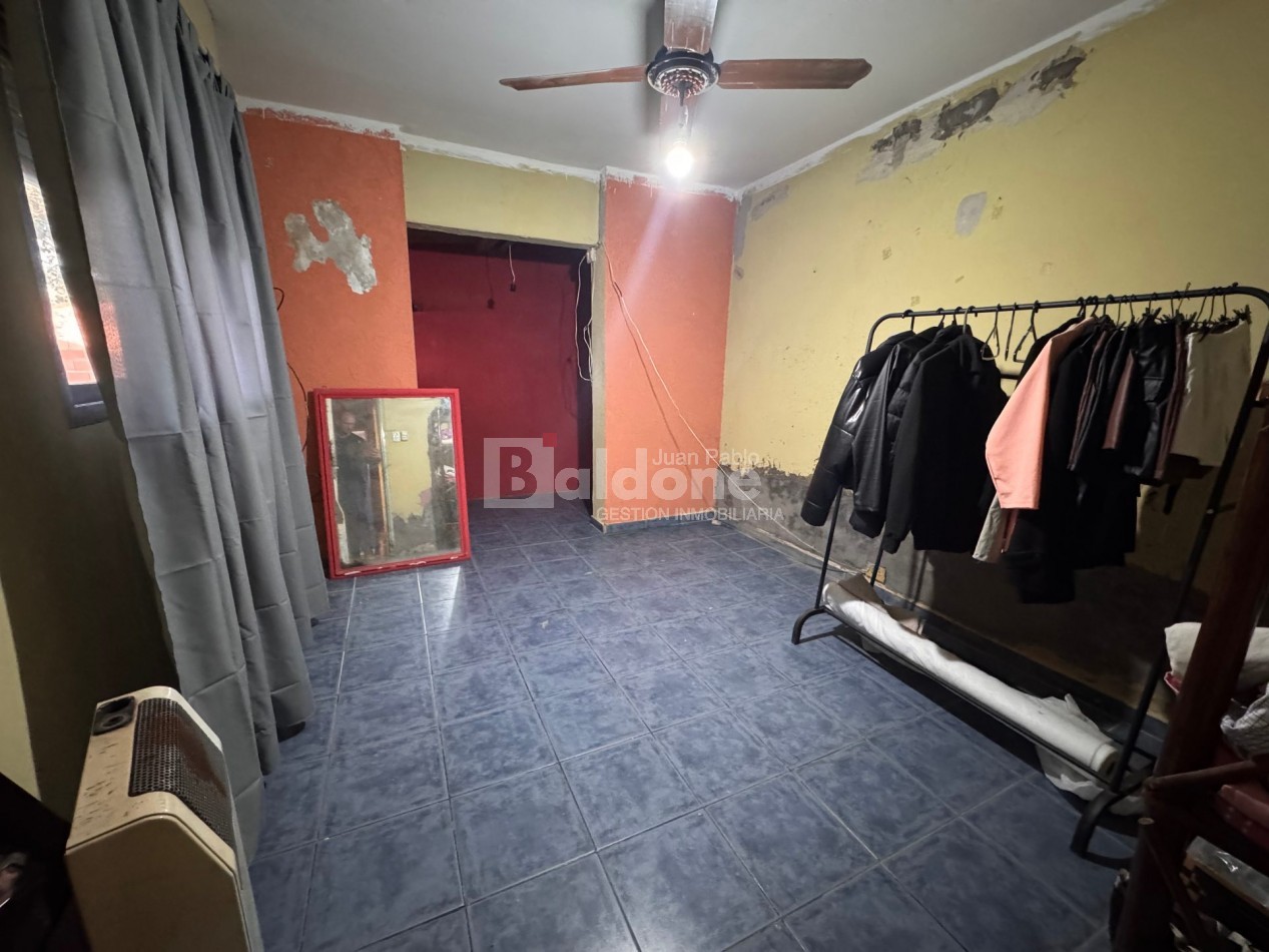 EN VENTA - CASA + LOCAL COMERCIAL - CALLE 2 E/ 101 Y 103 - GRAL. PICO