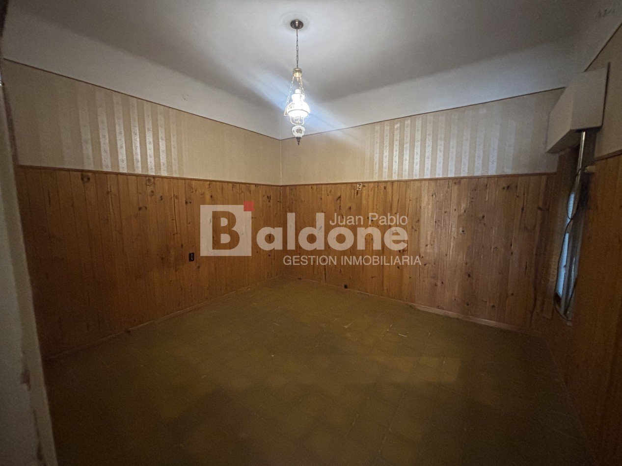EN VENTA CASA + LOCAL COMERCIAL - CALLE 26 E/ 1 Y 3 - GRAL. PICO - LA PAMPA