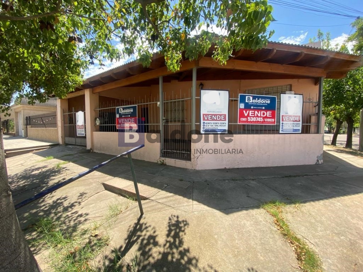 EN VENTA - CASA EN ESQUINA - CALLE 27 Y 8 - GENERAL PICO