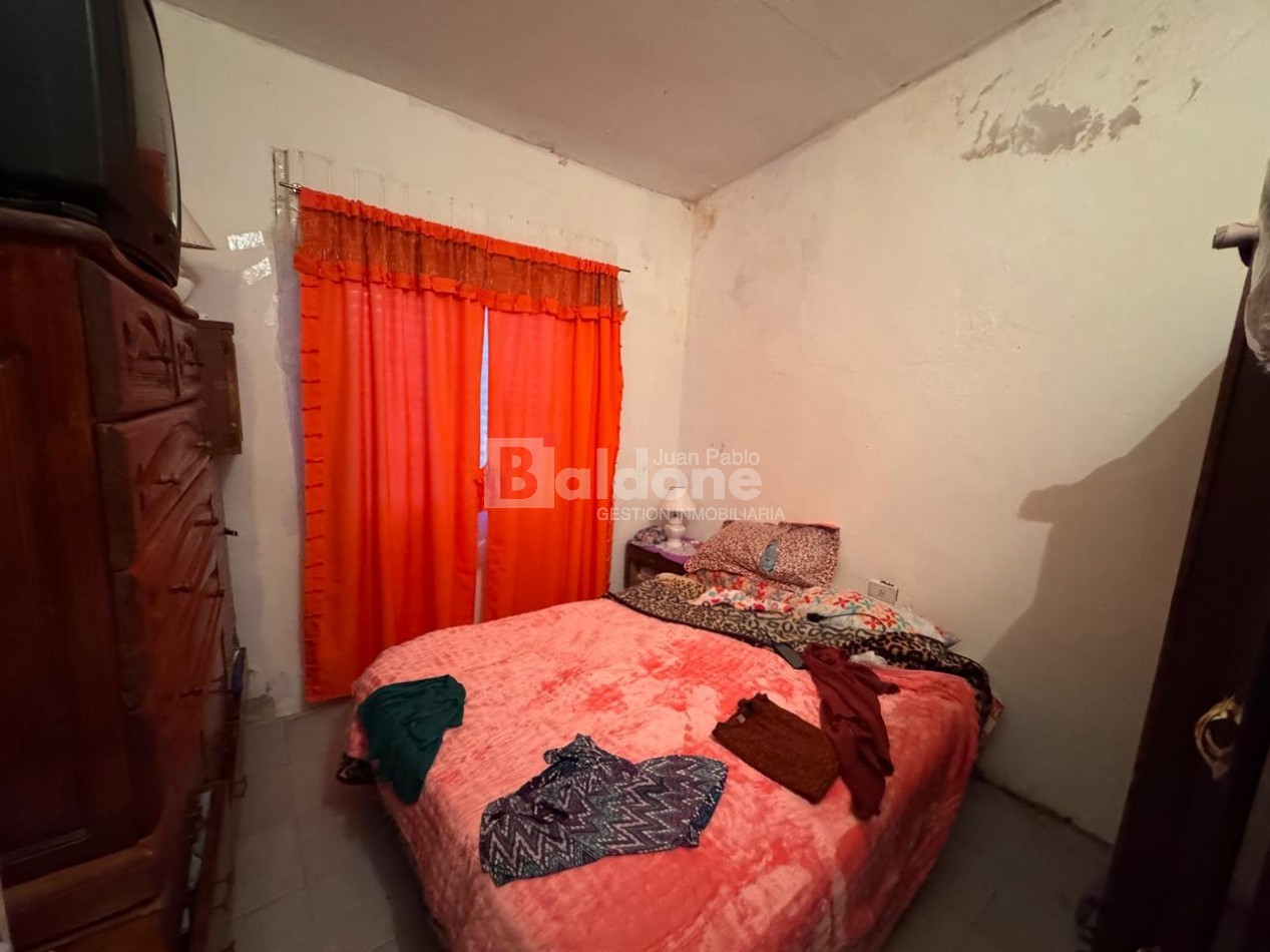 EN VENTA - CASA CALLE 102 E/ 33 Y 35 - GRAL. PICO - LA PAMPA
