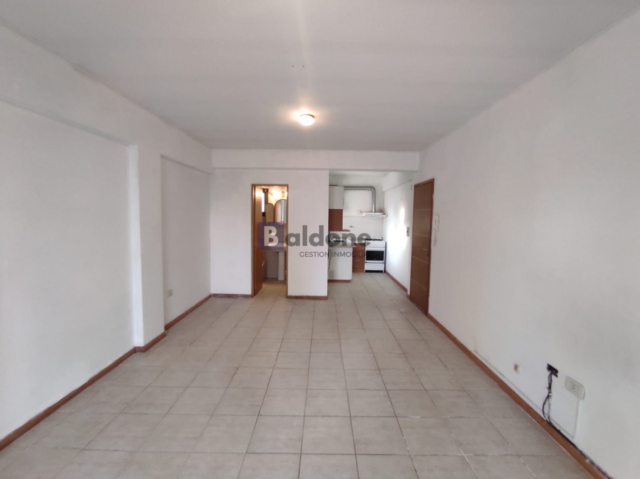 EN VENTA - DEPARTAMENTO EN SANTA ROSA 