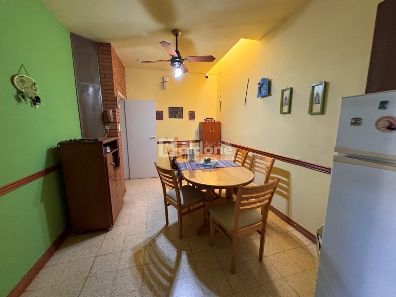 EN VENTA - CASA EN ESQUINA . CALLE 3 ESQ. 12 - GRAL. PICO - LA PAMPA