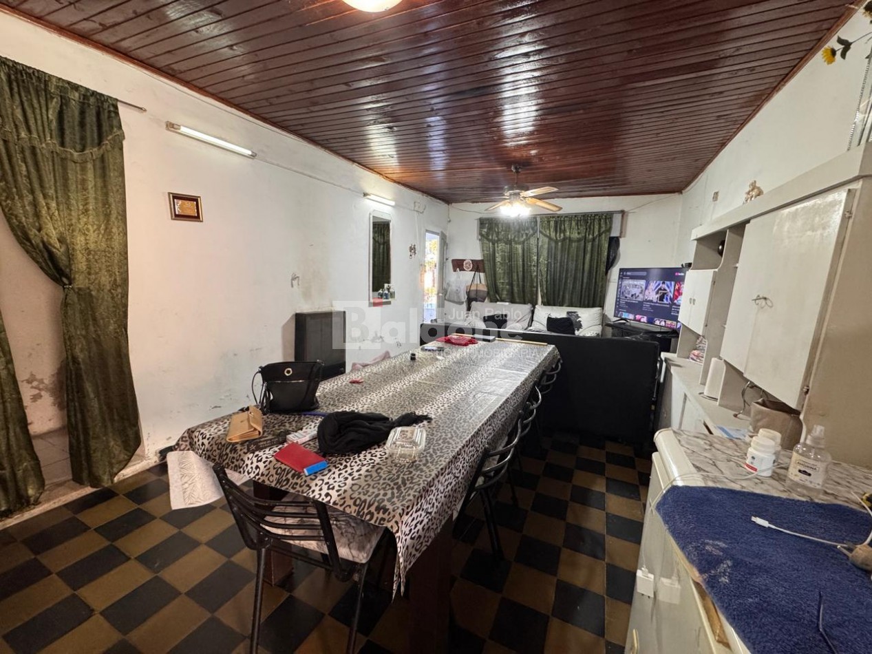 EN VENTA - CASA CALLE 102 E/ 33 Y 35 - GRAL. PICO - LA PAMPA