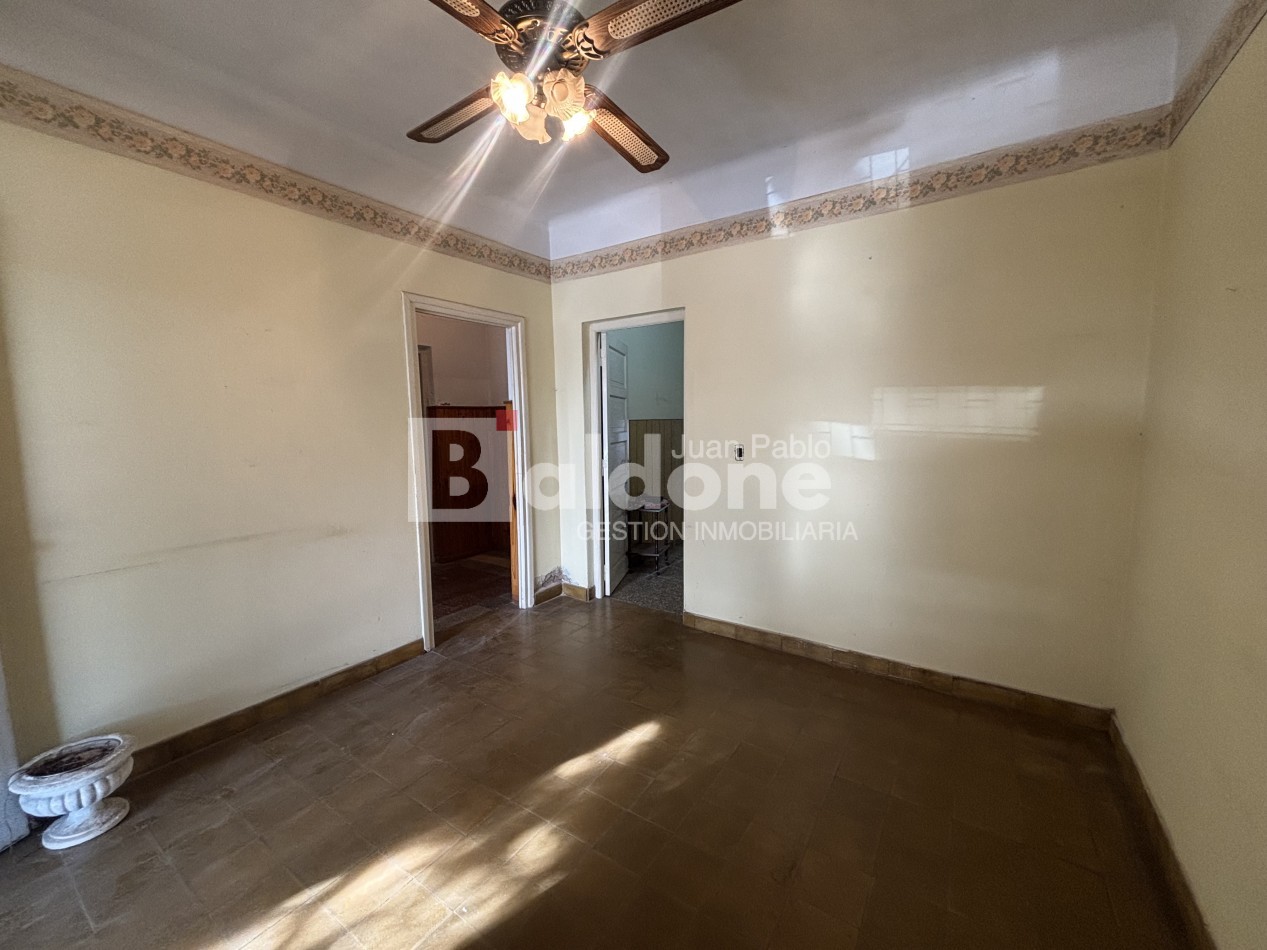 EN VENTA CASA + LOCAL COMERCIAL - CALLE 26 E/ 1 Y 3 - GRAL. PICO - LA PAMPA