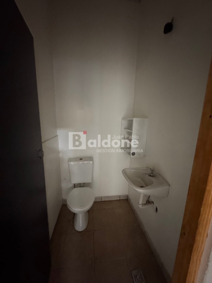ALQUILER - LOCAL COMERCIAL CENTRICO - CALLE 20 E/ 13 Y 15 - GRAL. PICO - LA PAMPA