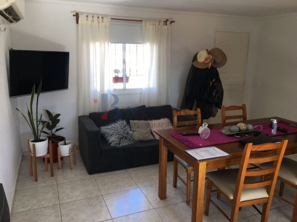 EXCELENTE CASA EN VENTA EN SPELUZZI