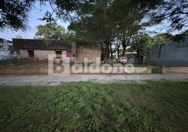 EN VENTA - DOS TERRENOS CENTRICOS - INTENDENTE ALVEAR - LA PAMPA