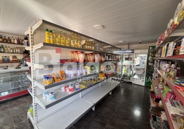 EN VENTA - LOCAL COMERCIAL + DEPOSITO - GRAL. PICO