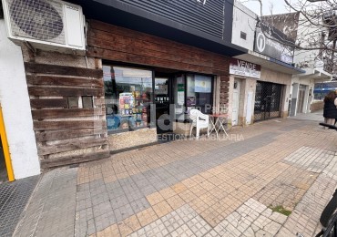 EN VENTA - OPORTUNIDAD MULTIRRENTA - 2 LOCALES + CASA CENTRICA - GRAL.PICO
