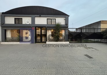 EN VENTA - EXCELENTE LOCAL COMERCIAL SOBRE CALLE 21 - GRAL. PICO - LA PAMPA