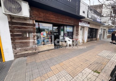 EN VENTA - OPORTUNIDAD MULTIRRENTA - 2 LOCALES + CASA CENTRICA - GRAL.PICO