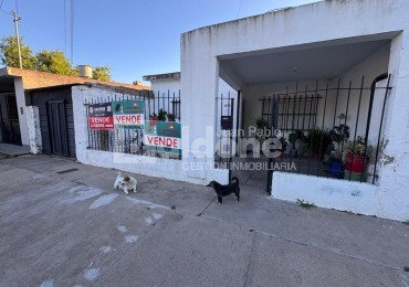 EN VENTA - CASA CALLE 102 E/ 33 Y 35 - GRAL. PICO - LA PAMPA