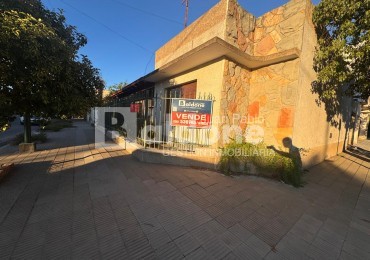 EN VENTA - CASA EN ESQUINA . CALLE 3 ESQ. 12 - GRAL. PICO - LA PAMPA