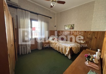 ALQUILER - CASA CALLE 102 E/ 15 Y 17 - GRAL. PICO